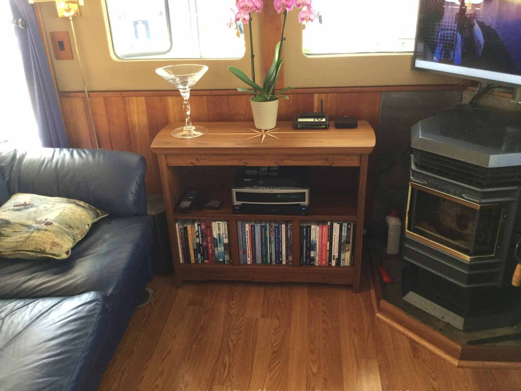 Our design process can handle any request, even if the table is only an accessory.